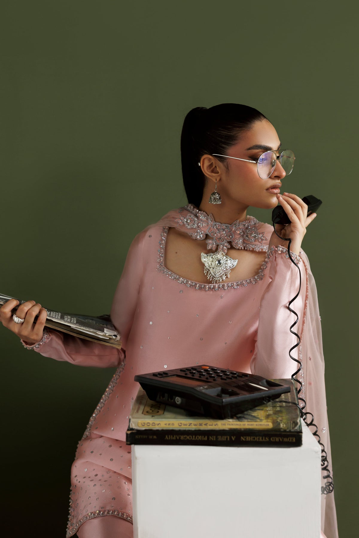 Nazni - 689