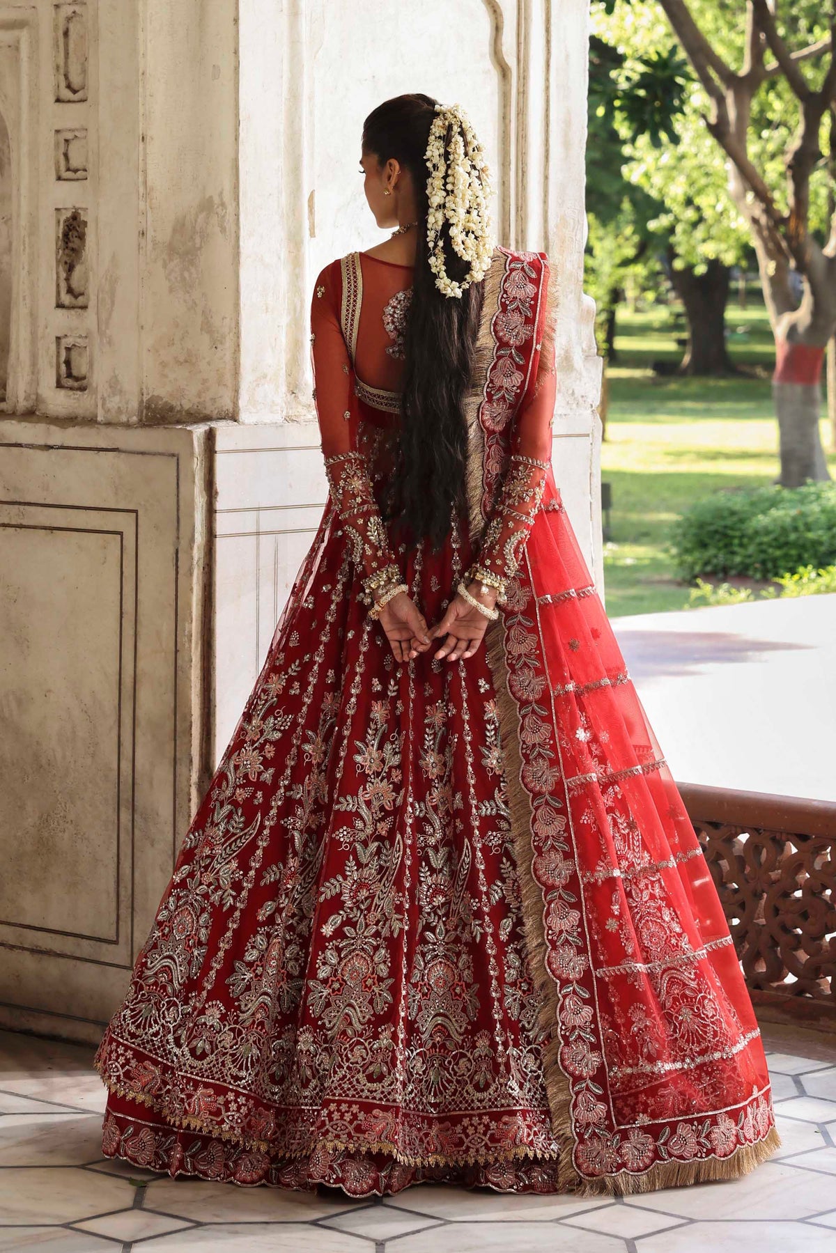 Sarmast
