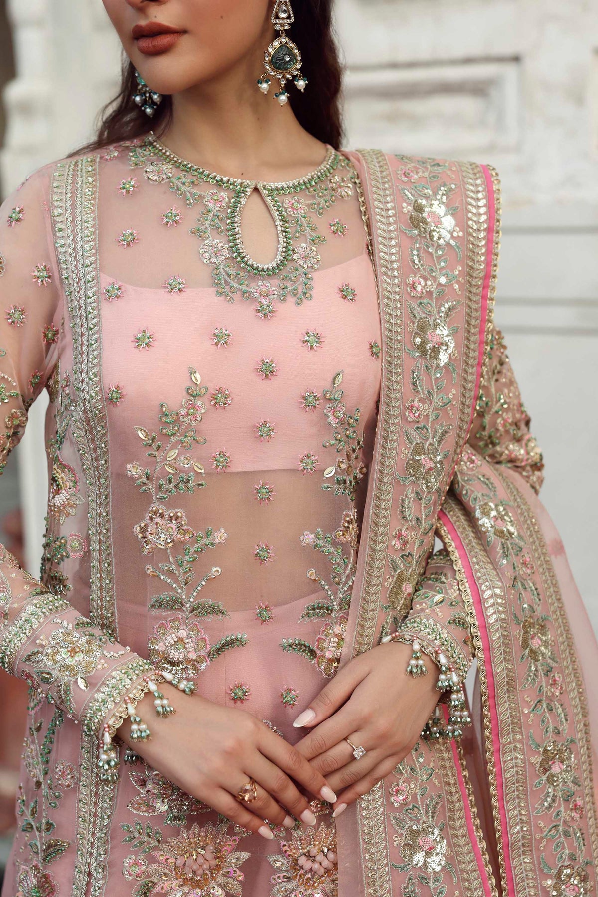 Naazi