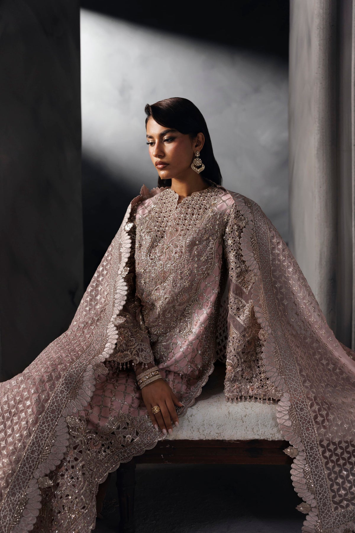 Lunessa - 5063 - 2C5A8211-2500x3748.jpg