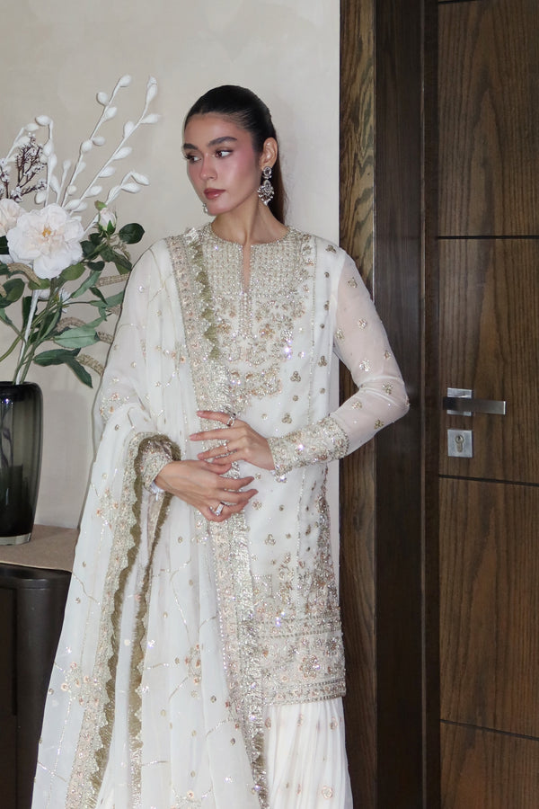 Zarifa Style Diaries — 5051-05