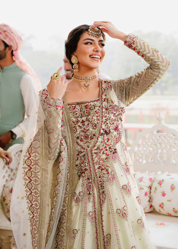4 Kinds of Walima Dresses for Bride Offered by us in America – Nameera by  Farooq