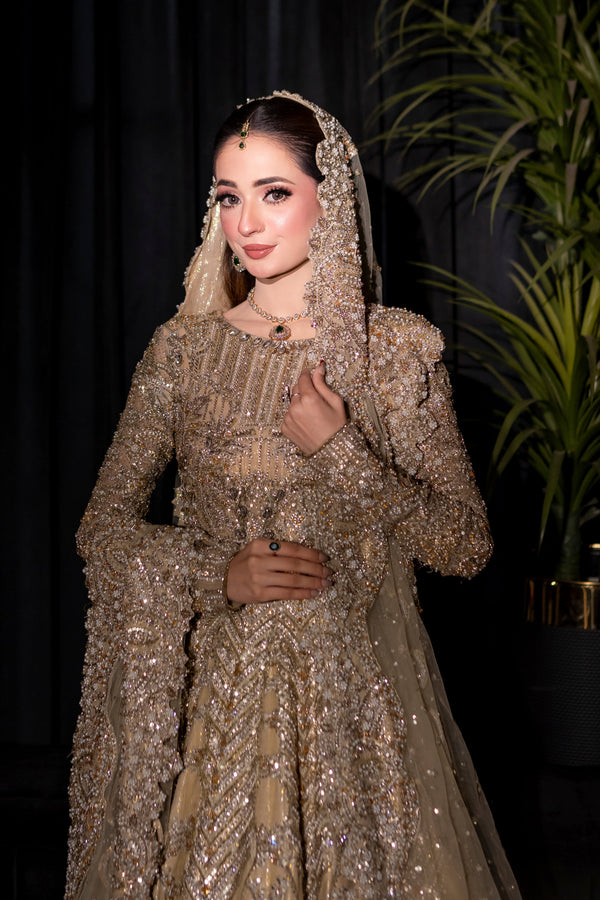 Hoatzin Style Diaries — dupatta styling portrait