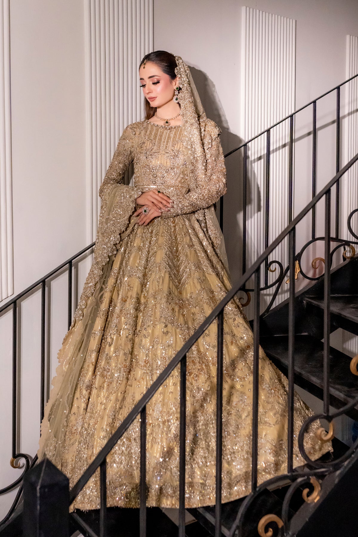 Hoatzin Style Diaries — staircase outfit view