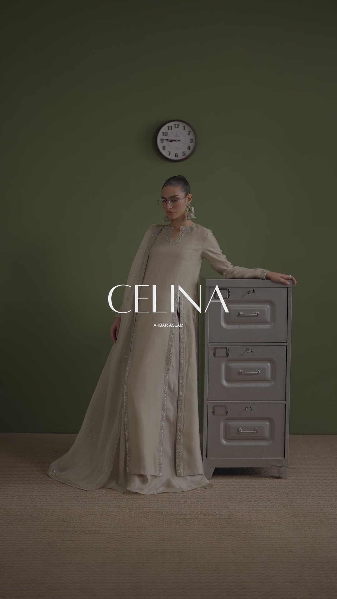 Aina - 682 - Product video