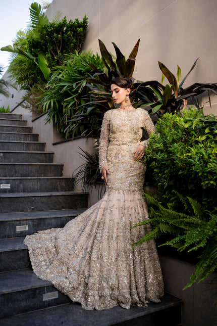 Calisse 5031 — Zainab Style Diaries video